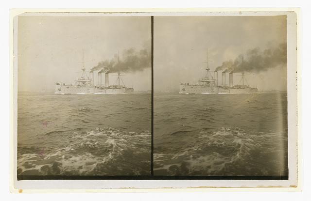 [An American cruiser arriving in New York, probably at the time of the Portsmouth Peace Conference]