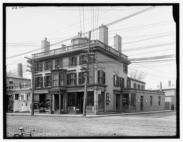 [Colonial House, probably Salem, Mass.]