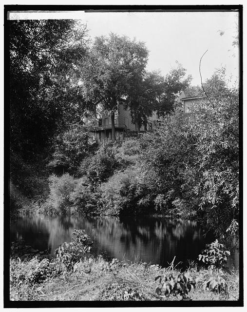 [House above river, probably the Huron River, Ypsilanti, Mich.]