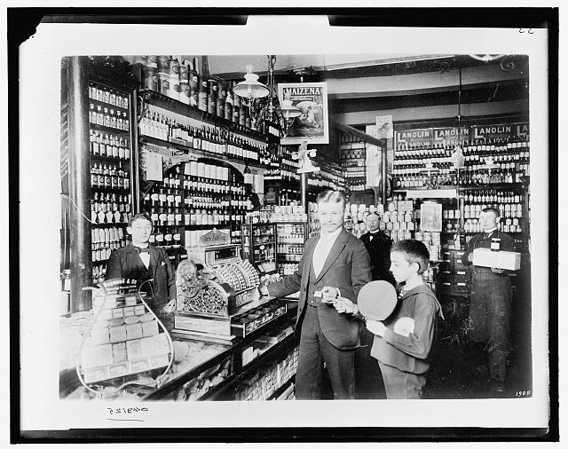 [Unidentified grocery store, probably in Germany]