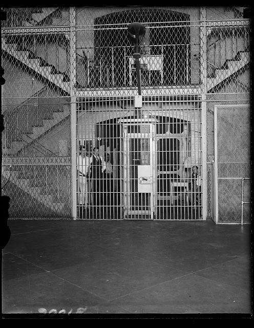 Maybe Harry Sinclair's future temporary home. Harry Sinclair, millionaire oil magnate was to have been sentenced April 11, for contempt of the Senate. Justice Hitz of the District Supreme Court deferred sentence for 30 days. Sinclair is expected to carry cas [...] to the Supreme Court. This picture shows the wing in the District of Columbia jail in which would be located Sinclair's cell should sentence [...] inally given