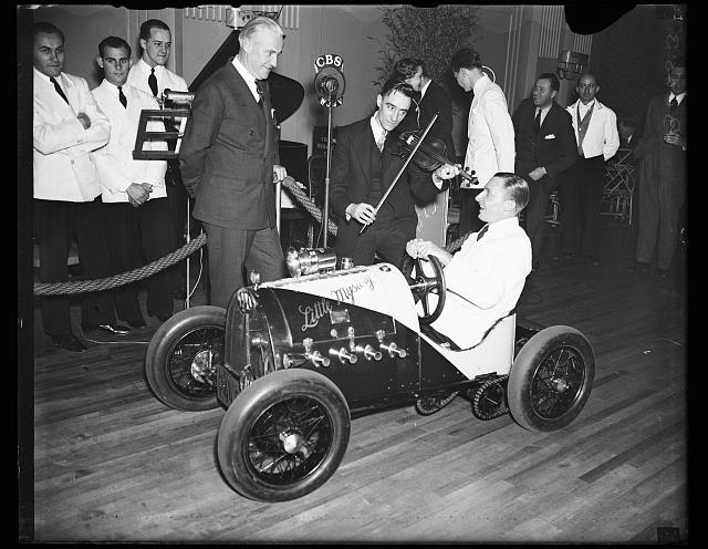 [Kenneth L. Morehouse and his midget car "Little Mystery," probably taken at an event at a hotel, Washington, D.C.]