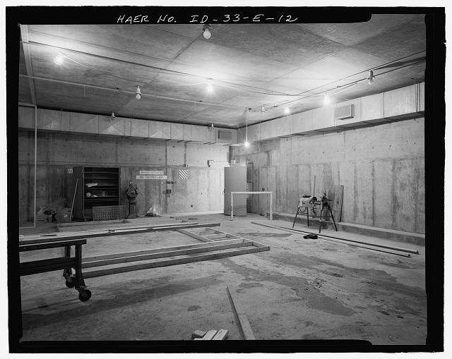 IET control building (TAN-620) turnaround area. probably facing north. ventilation ducts near ceiling. sign says, "parking position no. 3, use this space last." poured concrete walls. INEEL negative no. HD-21-5-4 - Idaho National Engineering Laboratory, Test Area North, Scoville, Butte County, ID