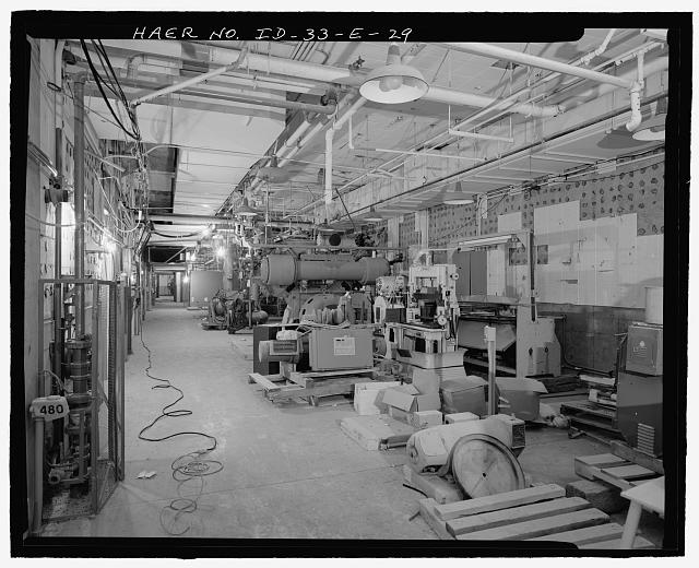 IET control building (TAN-620).  probably facing west in equipment room. Name brand: P&H Heavi-lift. Note doorway and corridor at left of view. INEEL negative no. HD-21-5-3 - Idaho National Engineering Laboratory, Test Area North, Scoville, Butte County, ID