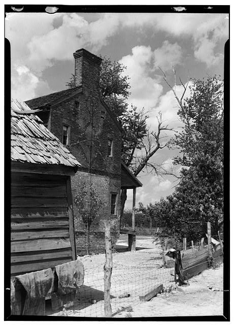 2.  Historic American Buildings Survey, Probably Thomas T. Waterman, Photographer c.1940 END VIEW. - Walton House, State Route 1101, Mintonsville, Gates County, NC