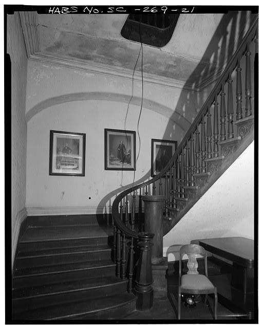 21.  FIRST FLOOR, STAIRHALL, LOOKING SOUTH. Arch is probably ca. 1817. - Robinson-Aiken House, 48 Elizabeth Street, Charleston, Charleston County, SC